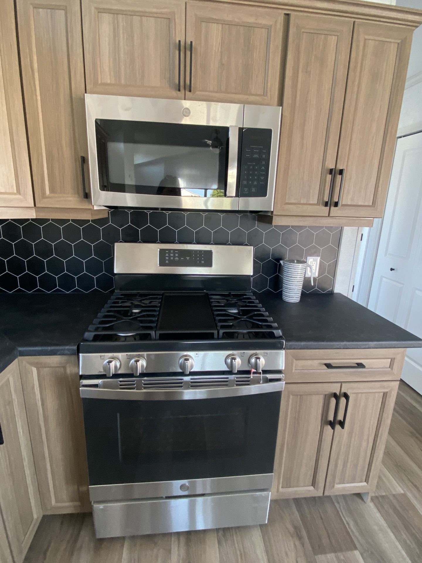 2023 General Coach Resort (Remington Floorplan Reversed) Experience