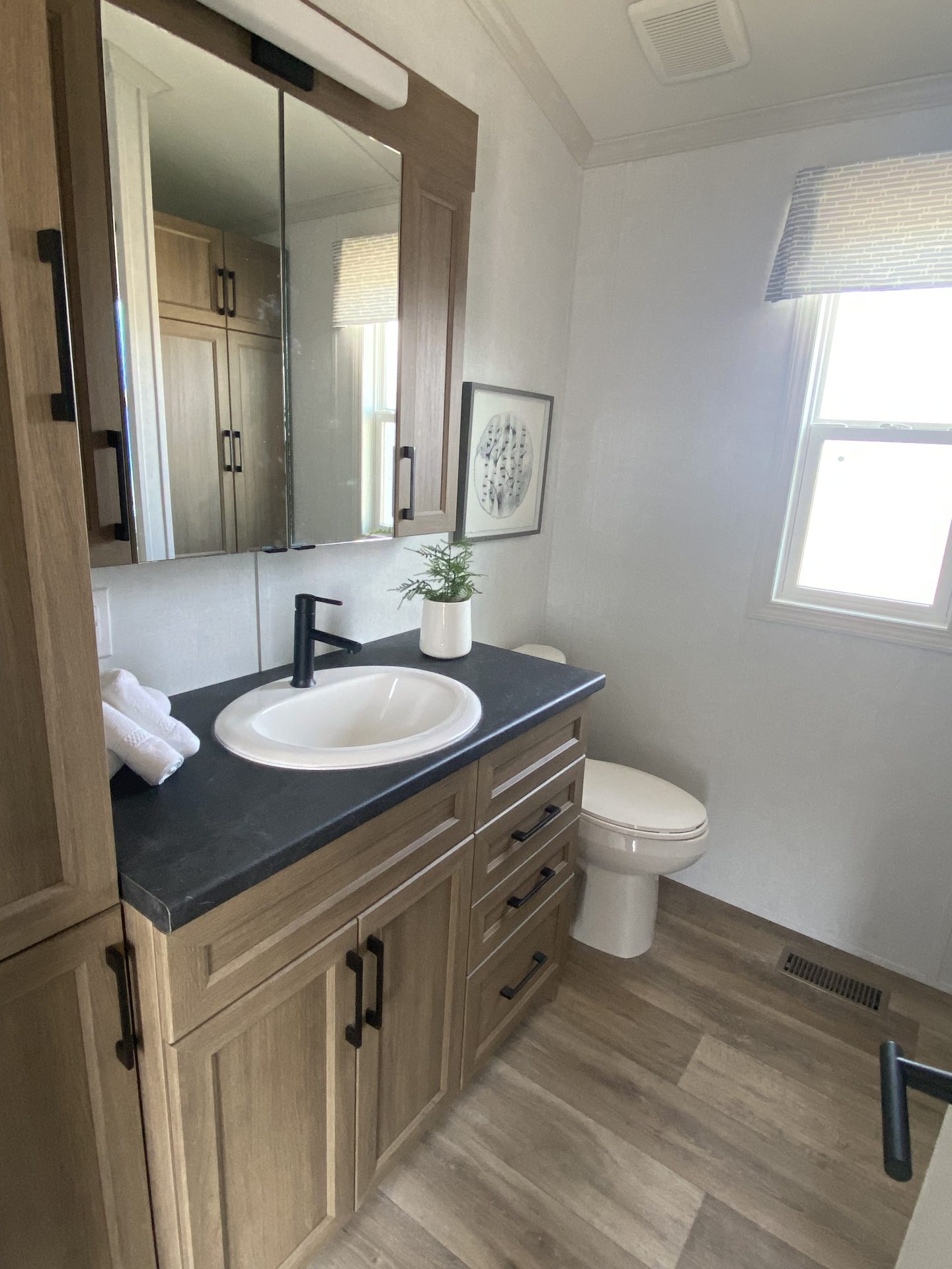 2023 General Coach Resort (Remington Floorplan Reversed) Experience