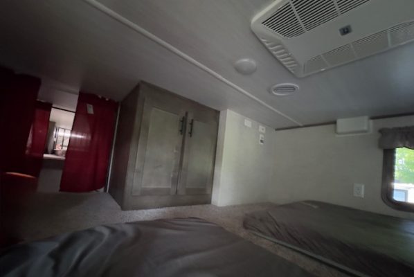 7e6c8f9a-4259-4a20-a68e-d05109487b5c