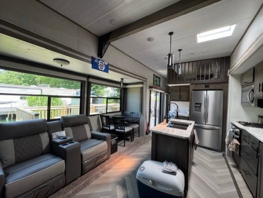 82e60f74-ac90-4715-a85c-d5c8920b3120