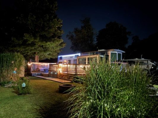 e6d2bb6e-2277-4f96-8d1b-0cfd1457d361